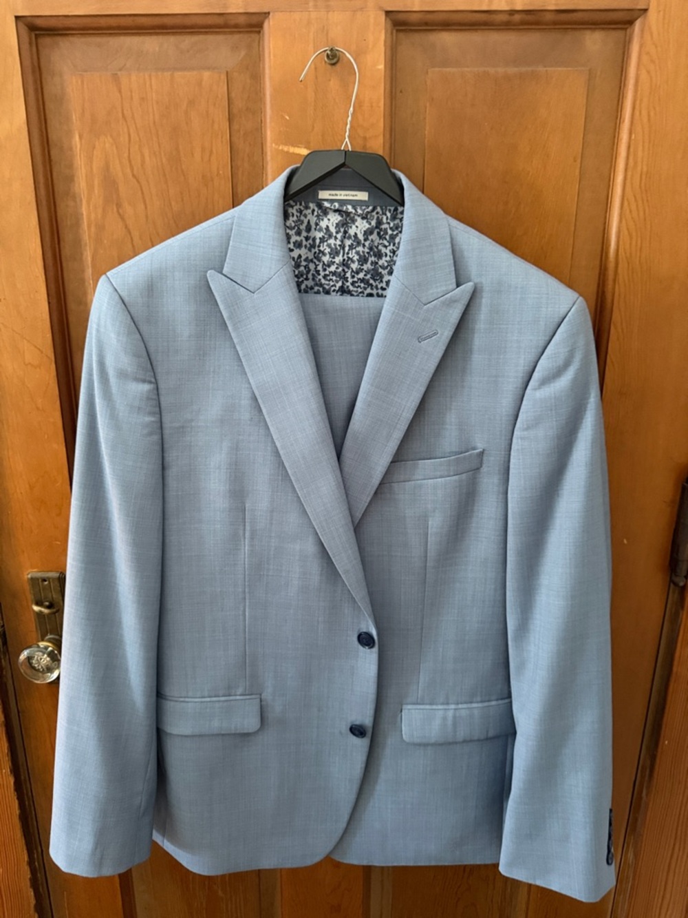 Bar III Light Blue Two-Button Men's Suit